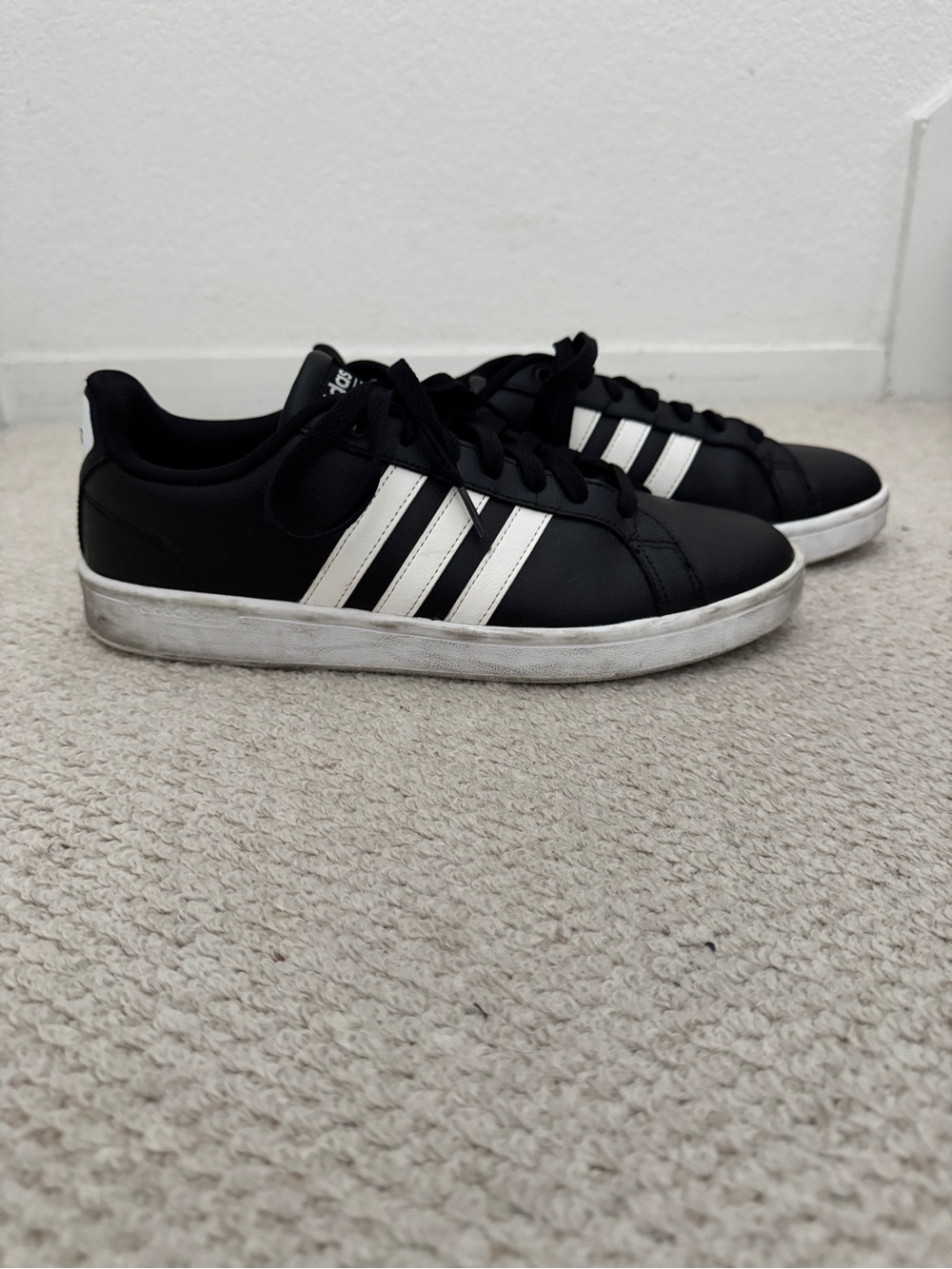 Adidas Men’s Black & White Court-Style Sneakers